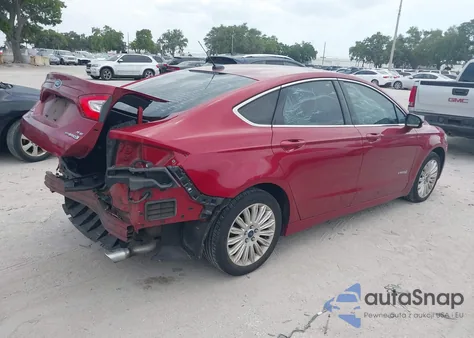 2014 Ford Fusion Hybrid Se z USA, uszkodzony, nr VIN 3FA6P0LU4ER252075